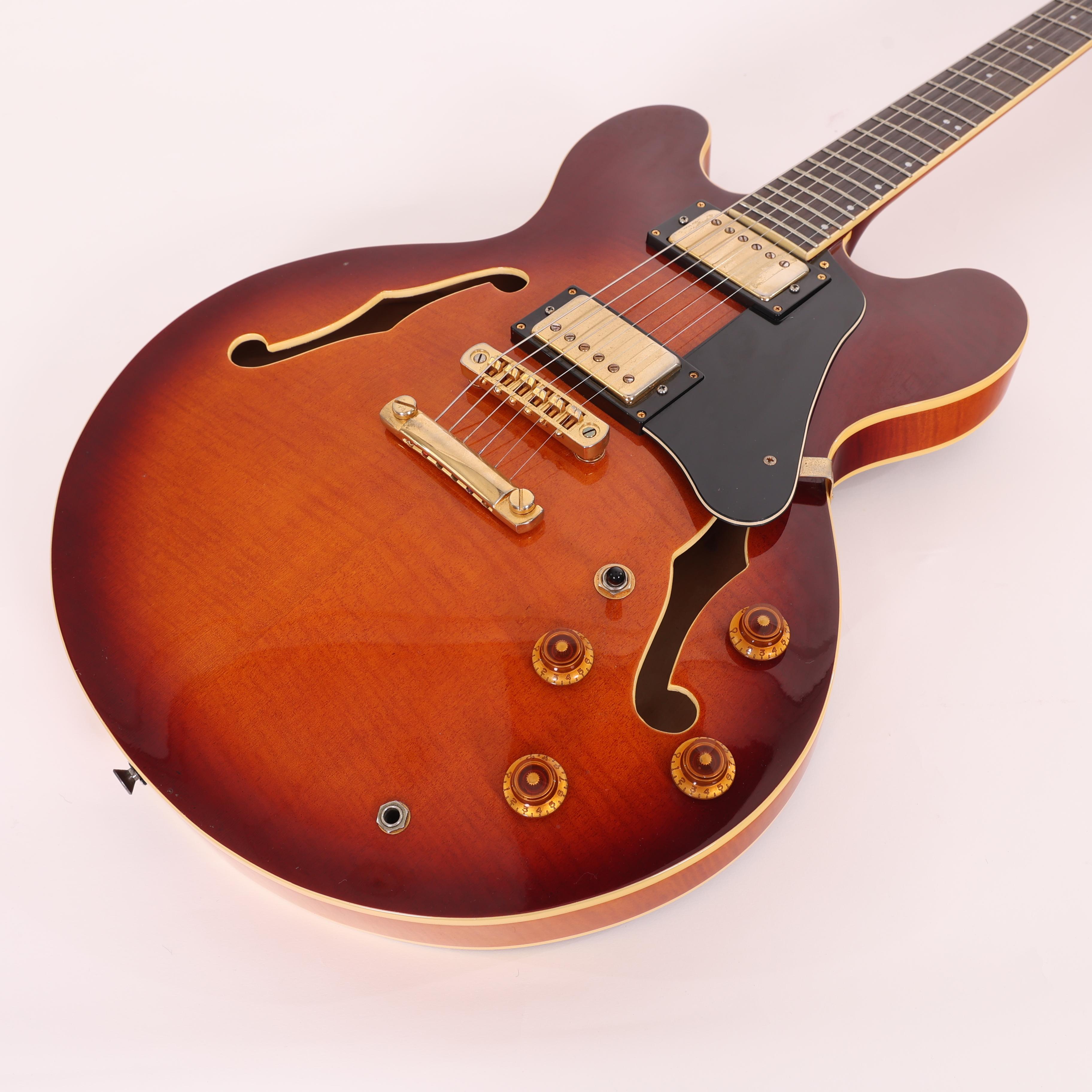 Vantage 635TG セミアコ Second Hand Vantage 635TG Semi-Acoustic Guitar in Antique Violin